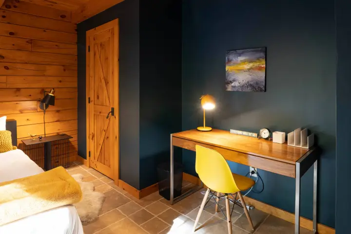 Office desk - perfect if you need to catch up on work or better, to write an old-fashioned postcard from the mountains.