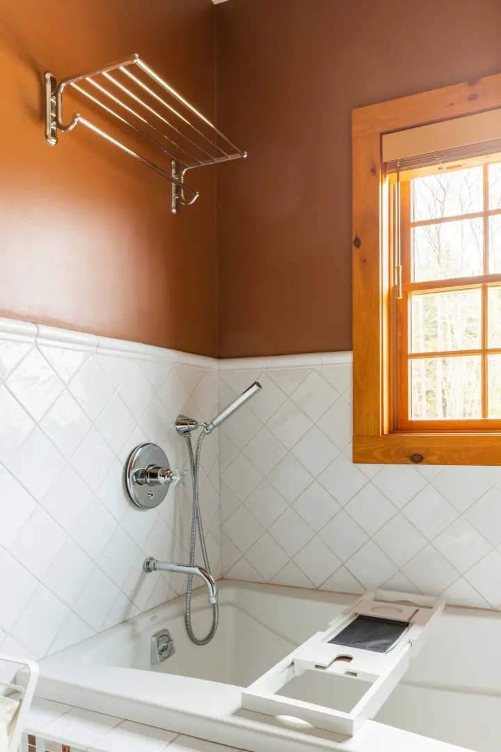 The tub also has a handheld shower head which is easy for bathing small children.